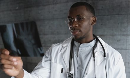 CNPJ para Médico: vale a pena abrir uma empresa médica?